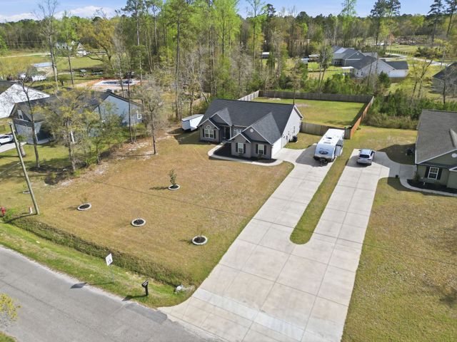 5044 Huckleberry Ln., Conway, SC 29526
