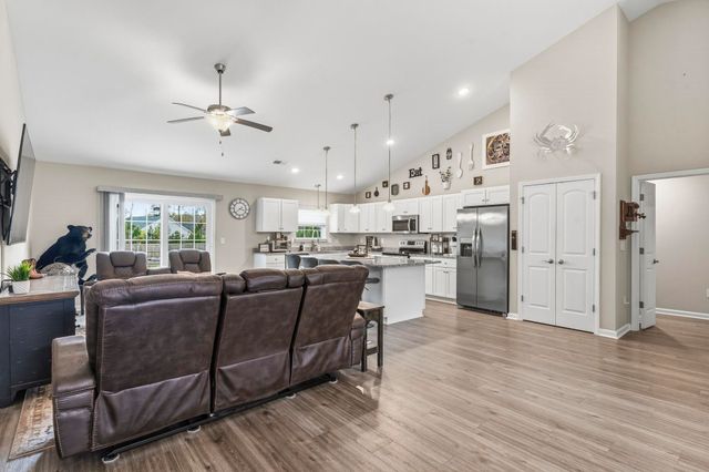 5044 Huckleberry Ln., Conway, SC 29526