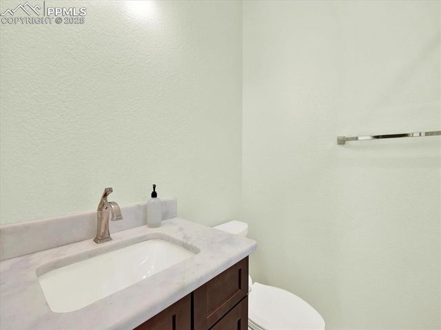 308 Mission Hill Way, Colorado Springs, CO 80921