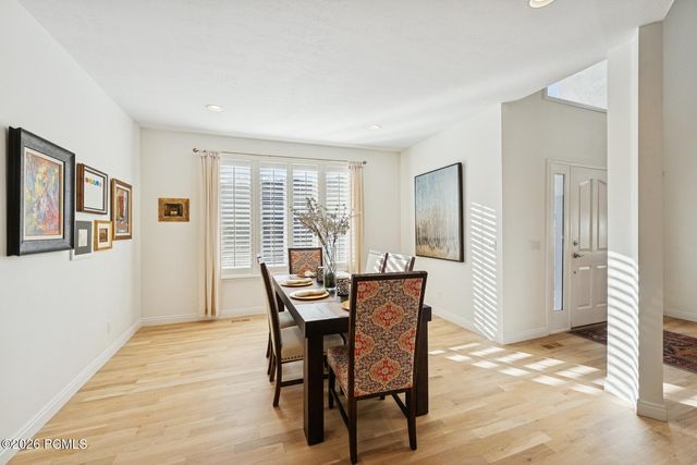 5475 E Pioneer Fork Road, Salt Lake City, UT 84108