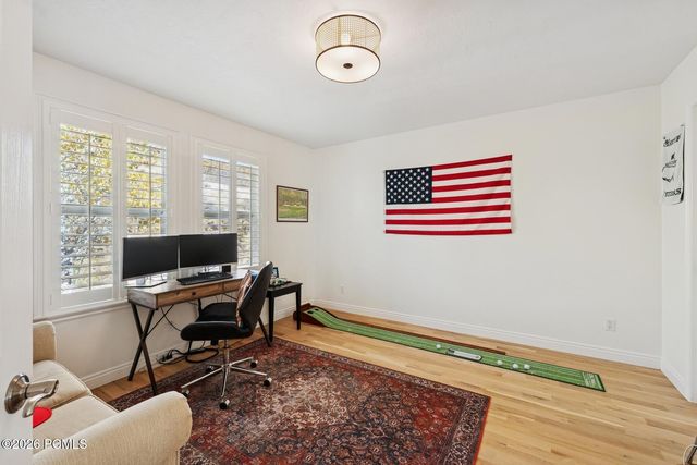 5475 E Pioneer Fork Road, Salt Lake City, UT 84108