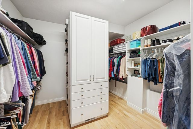 5475 E Pioneer Fork Road, Salt Lake City, UT 84108