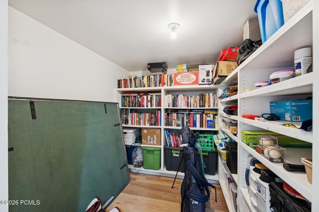 5475 E Pioneer Fork Road, Salt Lake City, UT 84108