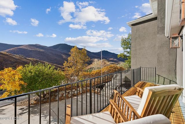 5475 E Pioneer Fork Road, Salt Lake City, UT 84108
