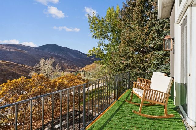 5475 E Pioneer Fork Road, Salt Lake City, UT 84108