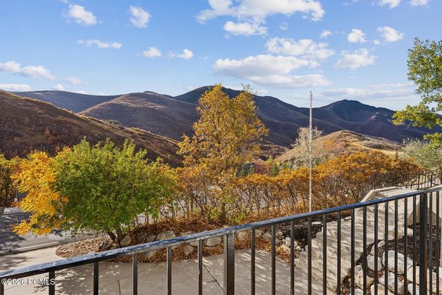 5475 E Pioneer Fork Road, Salt Lake City, UT 84108