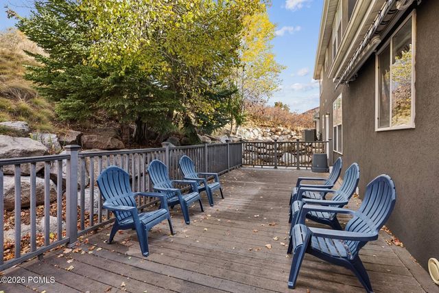 5475 E Pioneer Fork Road, Salt Lake City, UT 84108