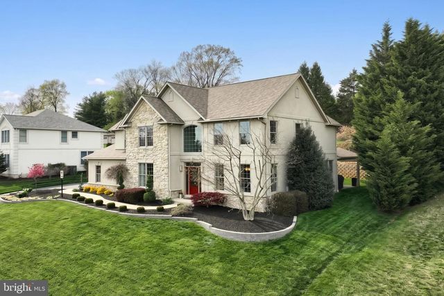 2252 SPANGLER CIR, York, PA 17406