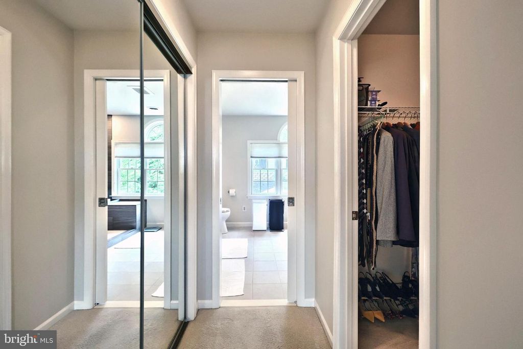 Image 43 of property listing at 2252 SPANGLER CIR, York, PA 17406