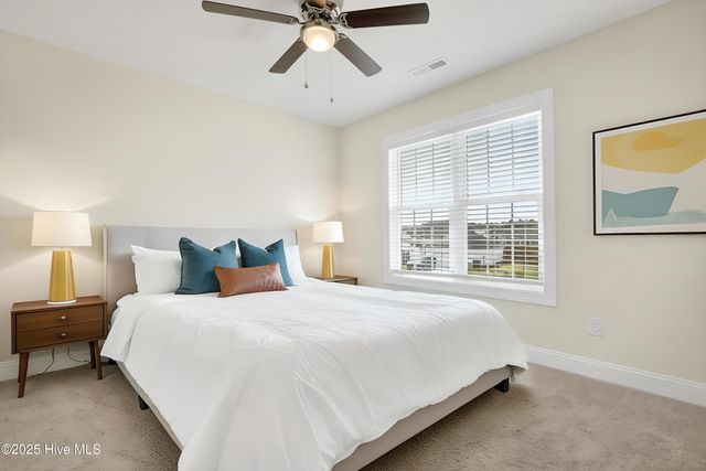 70 N Ardsley Lane, Rocky Point, NC 28457