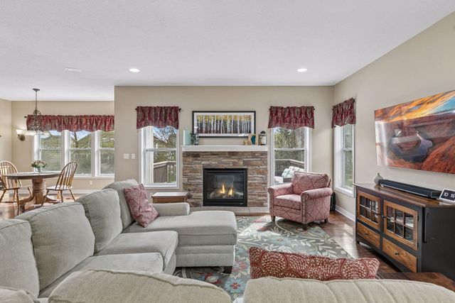 2146 Vermillion Bay, Woodbury, MN 55129