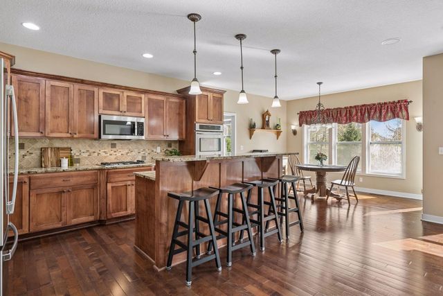 2146 Vermillion Bay, Woodbury, MN 55129
