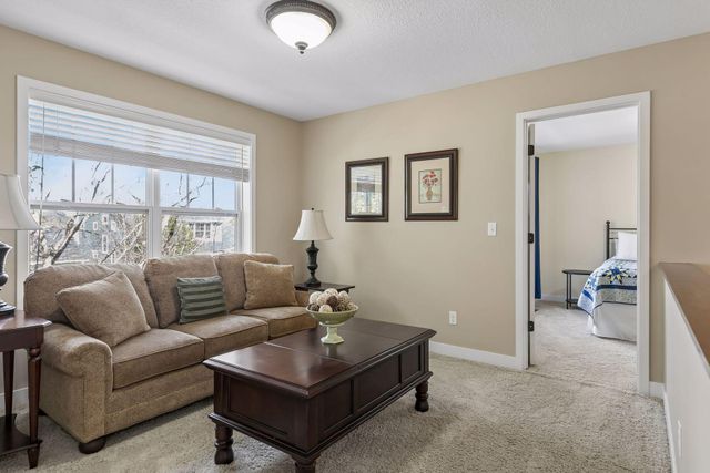 2146 Vermillion Bay, Woodbury, MN 55129