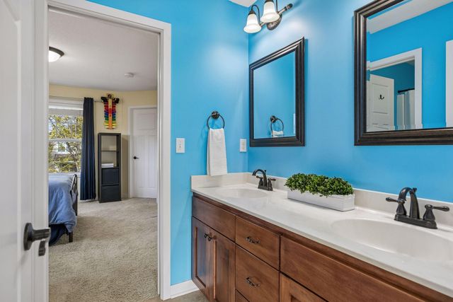 2146 Vermillion Bay, Woodbury, MN 55129