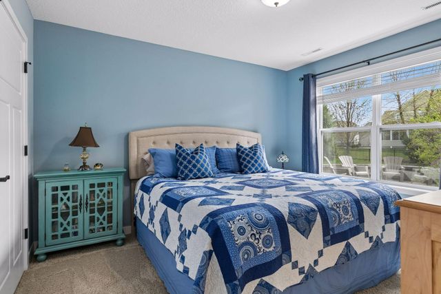 2146 Vermillion Bay, Woodbury, MN 55129