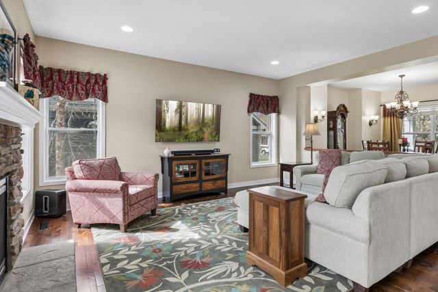 2146 Vermillion Bay, Woodbury, MN 55129