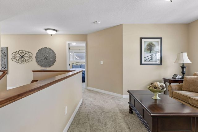 2146 Vermillion Bay, Woodbury, MN 55129