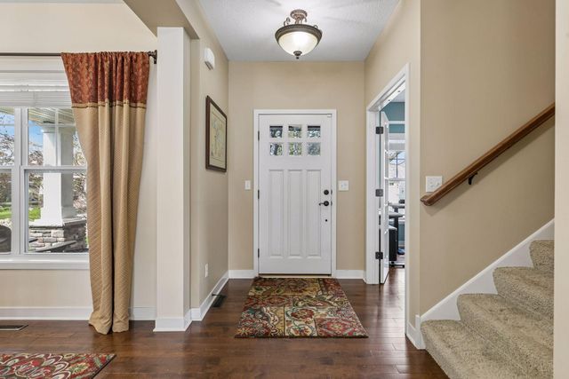 2146 Vermillion Bay, Woodbury, MN 55129