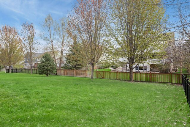 2146 Vermillion Bay, Woodbury, MN 55129
