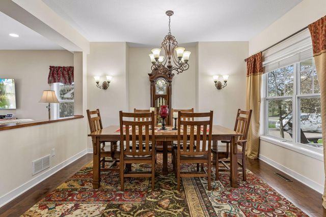 2146 Vermillion Bay, Woodbury, MN 55129