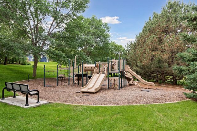 2146 Vermillion Bay, Woodbury, MN 55129