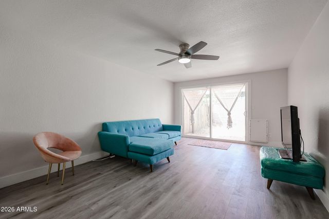 5114 E MONTE VISTA Road, Phoenix, AZ 85008