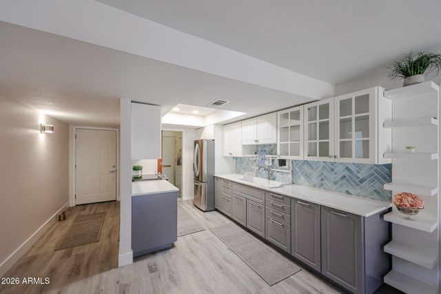 5114 E MONTE VISTA Road, Phoenix, AZ 85008