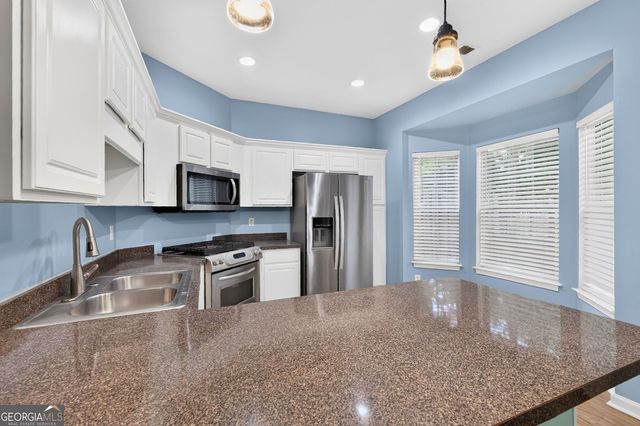 5495 Hampton Court, College Park, GA 30349
