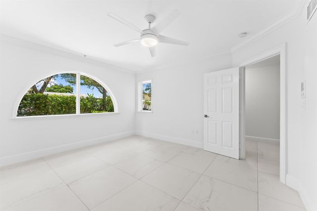 456 E Boca Raton Road, Boca Raton, FL 33432