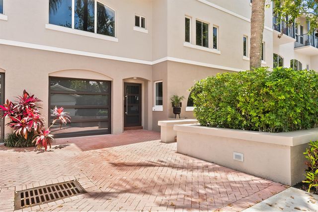 456 E Boca Raton Road, Boca Raton, FL 33432
