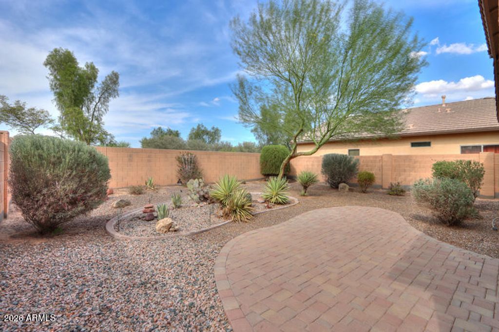 45070 W DESERT CEDARS Lane, Maricopa, AZ 85139 — exterior