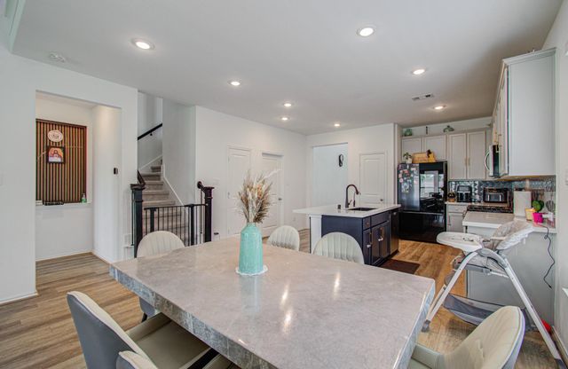 4722 Crest Hill Dr, Manvel, TX 77578