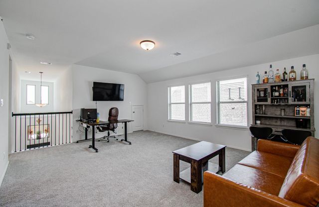 4722 Crest Hill Dr, Manvel, TX 77578