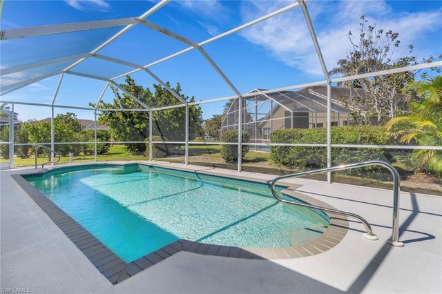 3650 Sunland LN, Estero, FL 33928