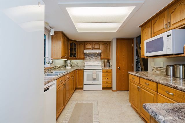 3073 SE Misty Court, Port Orchard, WA 98367