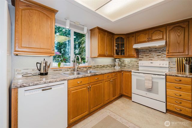 3073 SE Misty Court, Port Orchard, WA 98367