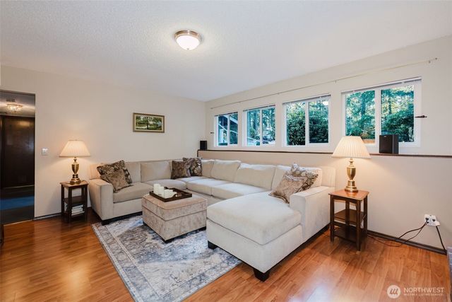 3073 SE Misty Court, Port Orchard, WA 98367