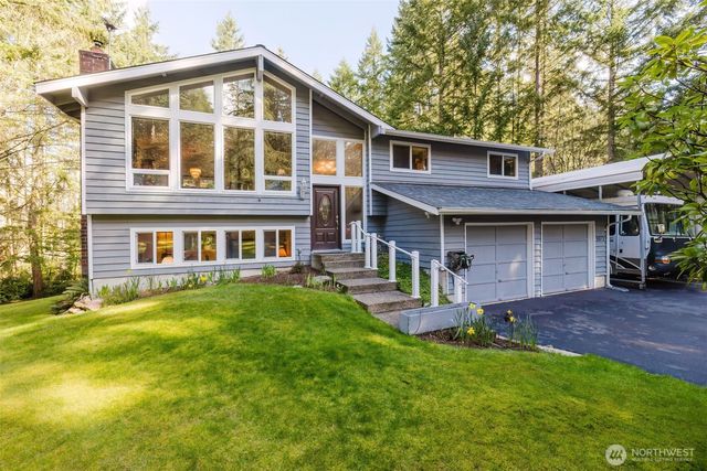 3073 SE Misty Court, Port Orchard, WA 98367