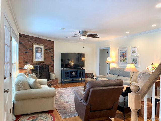 5113 Candlewood Drive, Grand Blanc, MI 48439