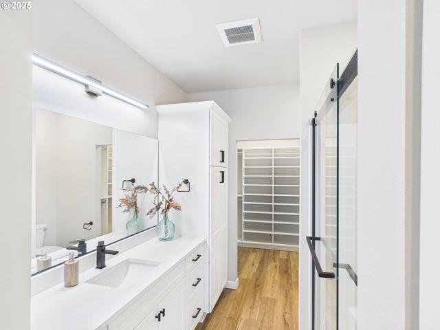 1269 Avenue D, Seaside, OR 97138