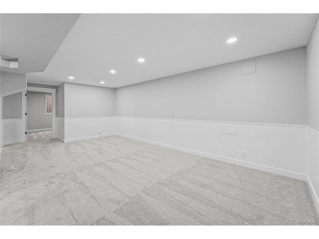 7194 W 68th Ave, Arvada, CO 80003