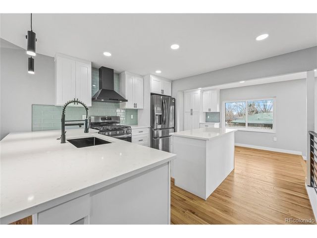 7194 W 68th Ave, Arvada, CO 80003