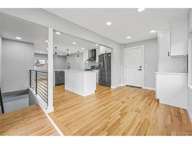 7194 W 68th Ave, Arvada, CO 80003