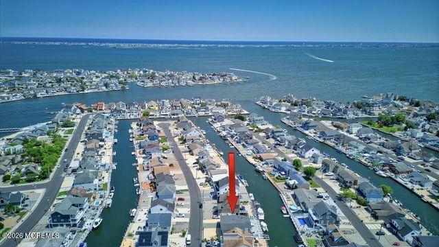 333 Maria Drive, Toms River, NJ 08753