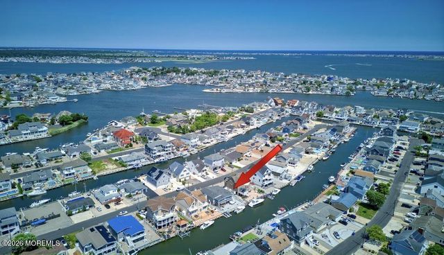 333 Maria Drive, Toms River, NJ 08753