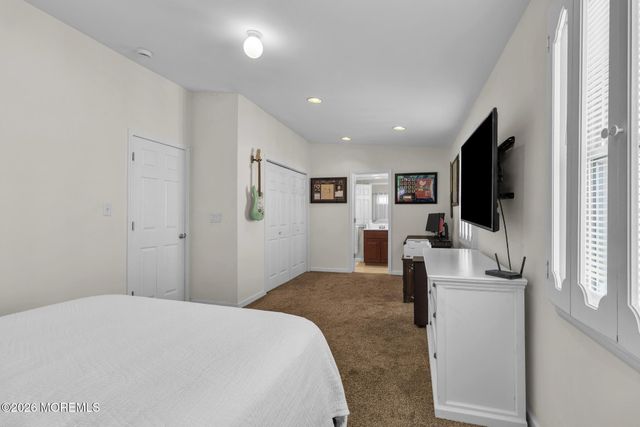 333 Maria Drive, Toms River, NJ 08753