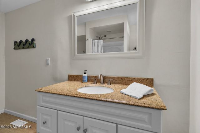 333 Maria Drive, Toms River, NJ 08753