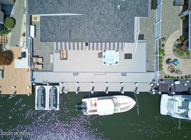 333 Maria Drive, Toms River, NJ 08753