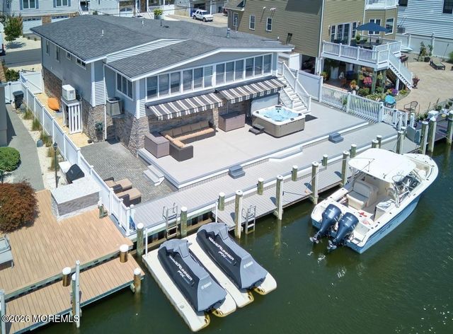 333 Maria Drive, Toms River, NJ 08753