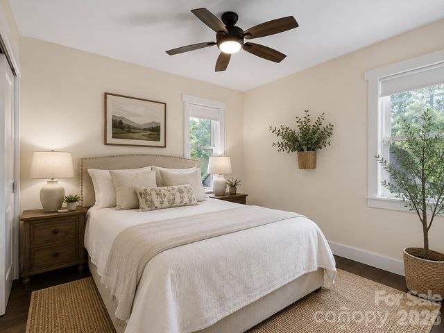 725 W Pine Street, Hendersonville, NC 28739
